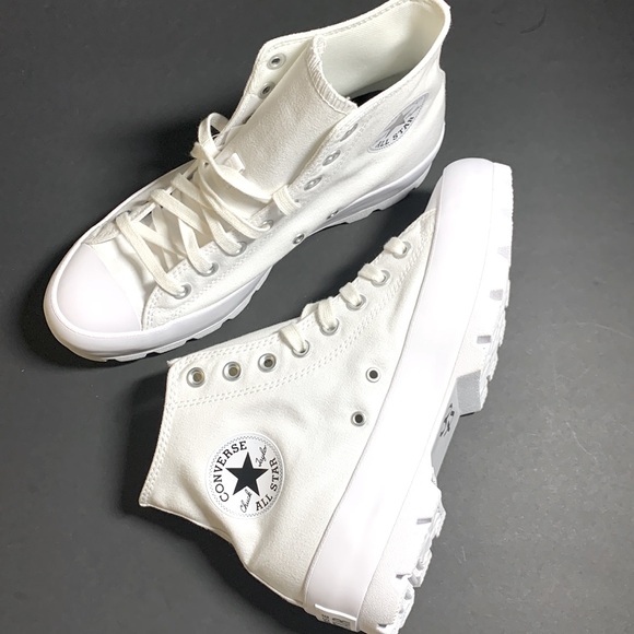 Converse Shoes - NWT Converse Sneakers